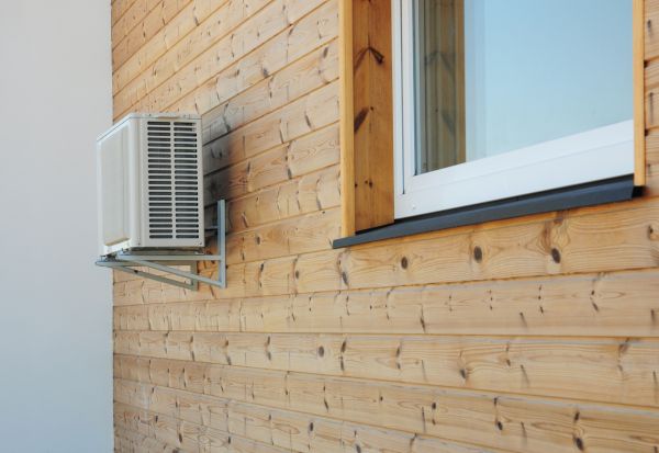 Cost of Exterior Paneling Installation in Topeka