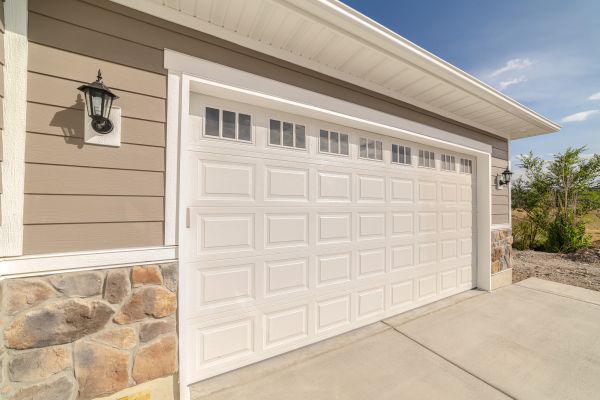 Cost of Garage Siding Repair in Topeka
