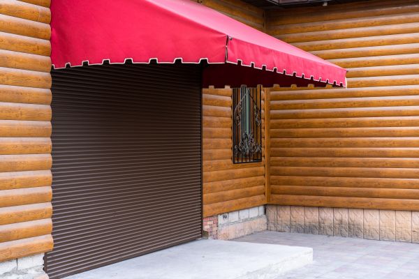 Cost of Hardwood Cladding Installation in Topeka