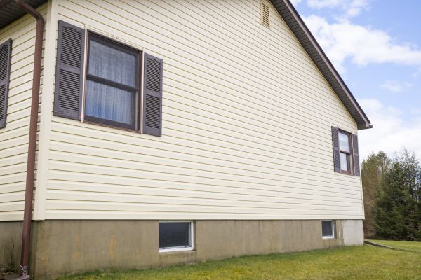 Cost of Dutch Lap Siding Repair in Topeka