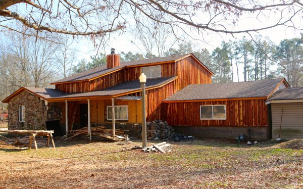 Cost of Rustic Siding Installation in Topeka